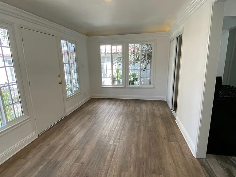 4515 Willow Brook Ave #4519 — Photo 9