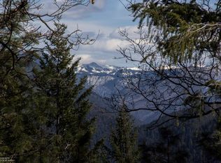 905 Green Valley Rd, Alta, CA 95701