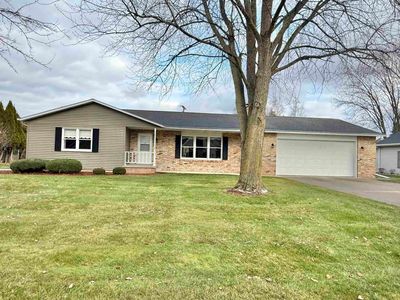 4067 Dover Ln, Bay City, MI, 48706