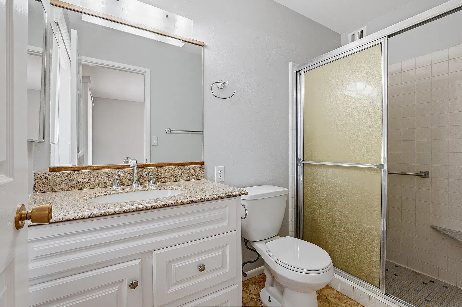 4 bed, 1846 sqft, $800 — Photo 2