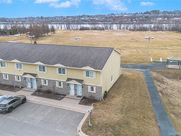 2nd image of 500 Riverside Dr #1