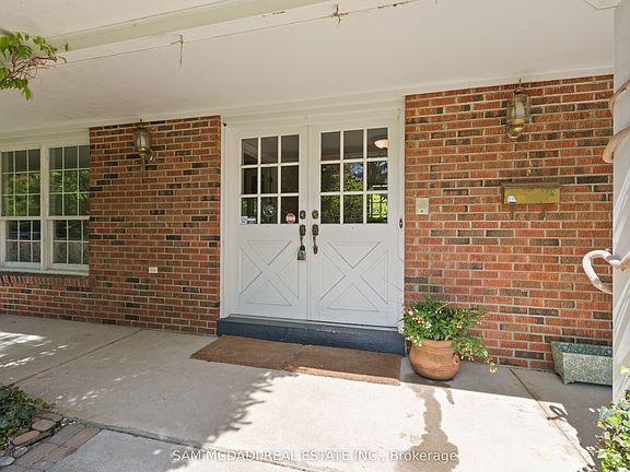 4th image of 865 Meadow Wood Rd