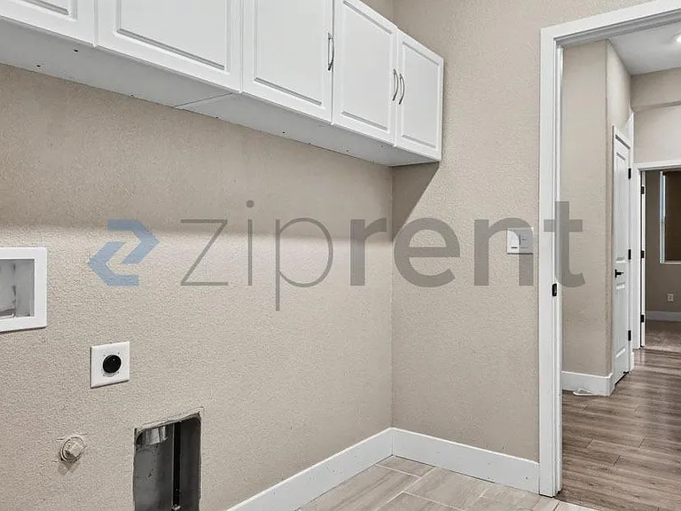 2272 Borealis Cir — Photo 48