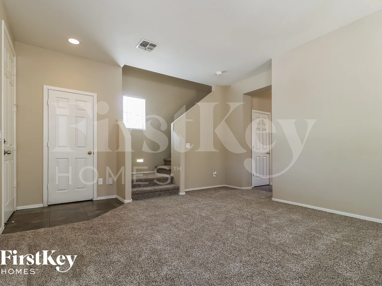 3 bed, 2.5 bath, 2234 sqft, $2,155 — Photo 3