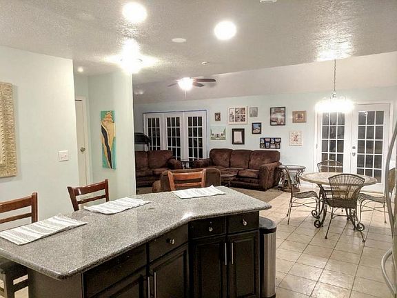 4th image of 109 S Wright Ave