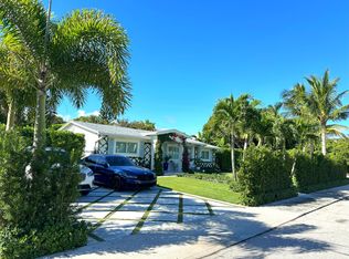 8001 Arlington Pl, West Palm Beach, FL 33405