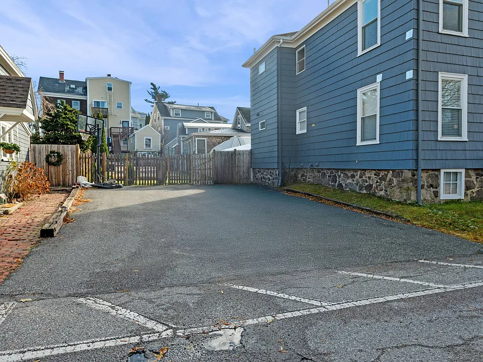 53 Gregory St