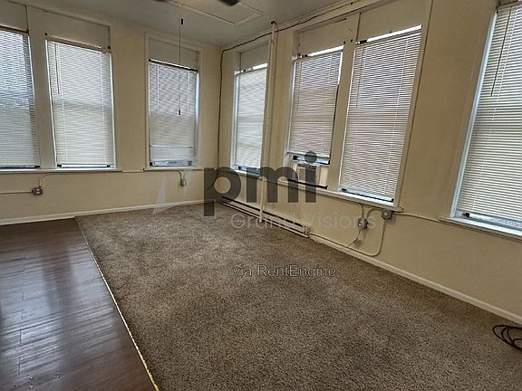 2nd image of 601 1/2 Monroe Ave #14