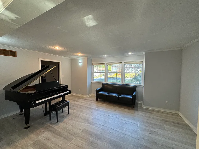 5800 Stone Pine Rd — Photo 3