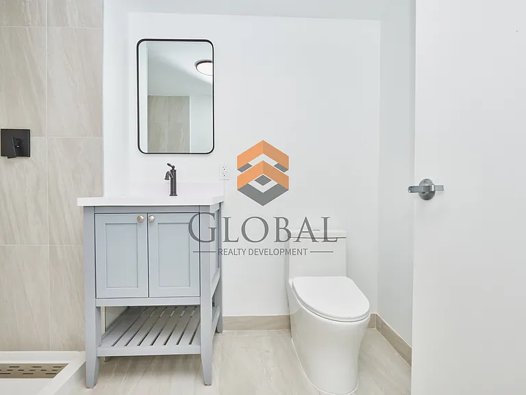 790 Allerton Ave #305 — Photo 16