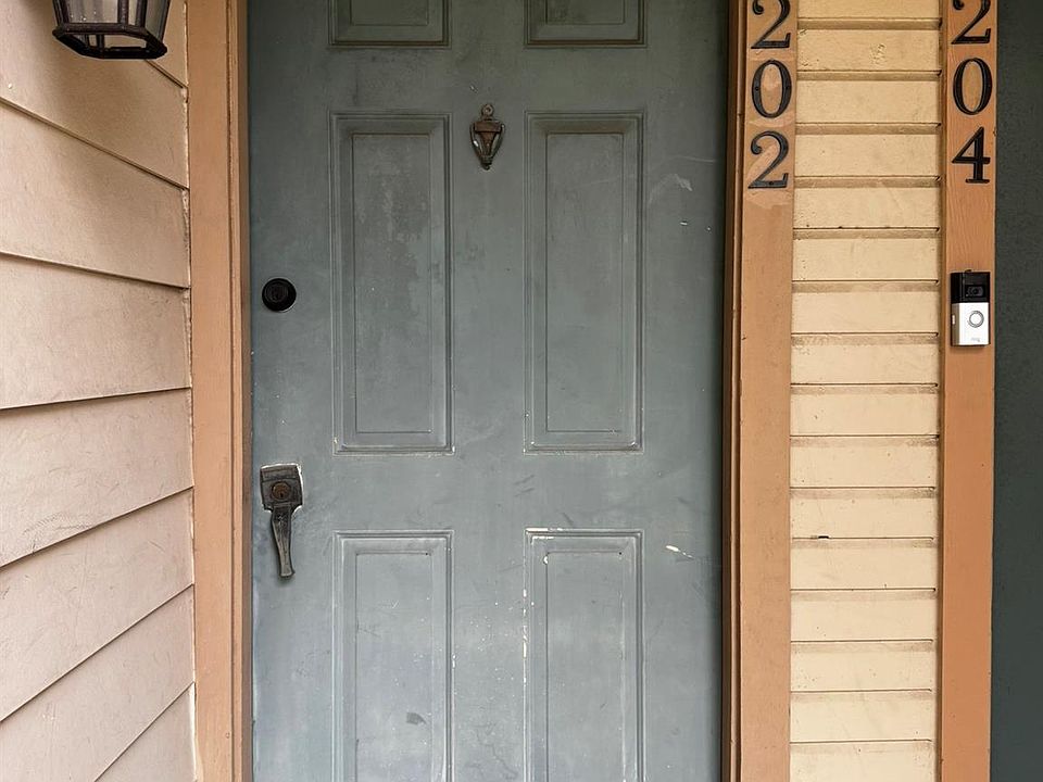 1st image of 12550 Whittington Dr APT 202