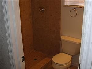 4th image of 1508 NW 32nd Ave