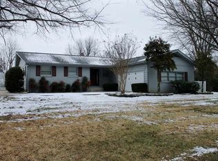 244 Gilhaven Dr, Paducah, KY 42003