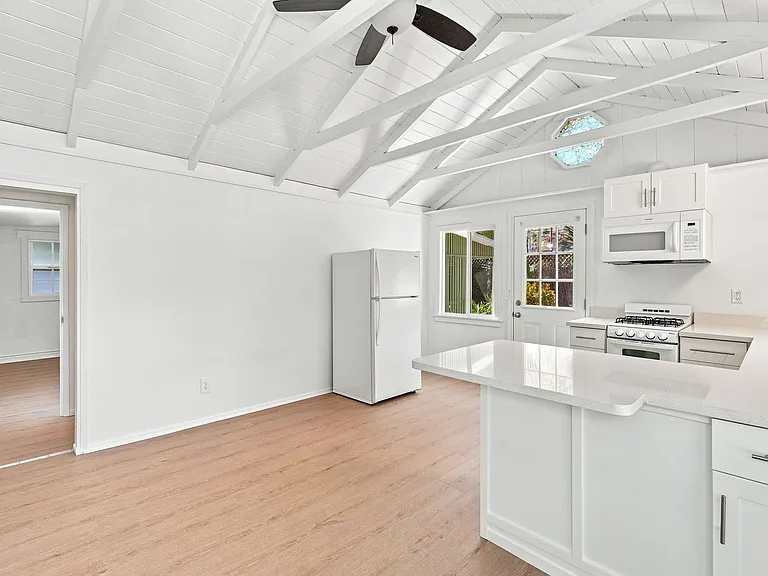 1133 Laguna Canyon Rd #A — Photo 12