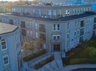 35 Bonaventure Ave #121, St. John's, NL A1C6P2