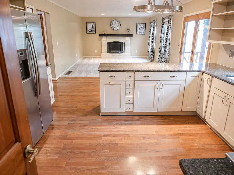 5346 Park Dr — Photo 27