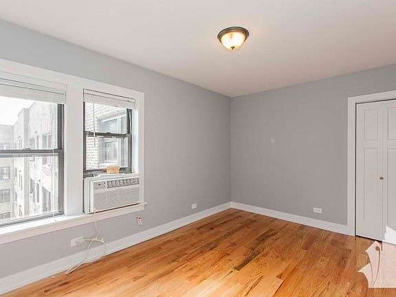 5th image of 550 W Arlington Pl APT 510C