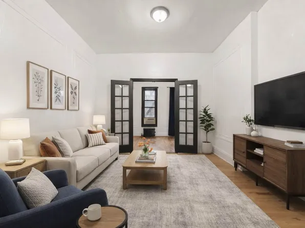 518 East 83rd Street image 1 of 4