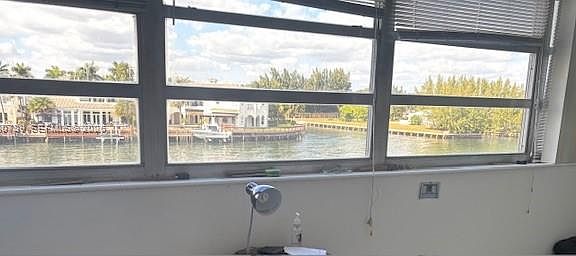 5th image of 1400 S Ocean Dr APT 304
