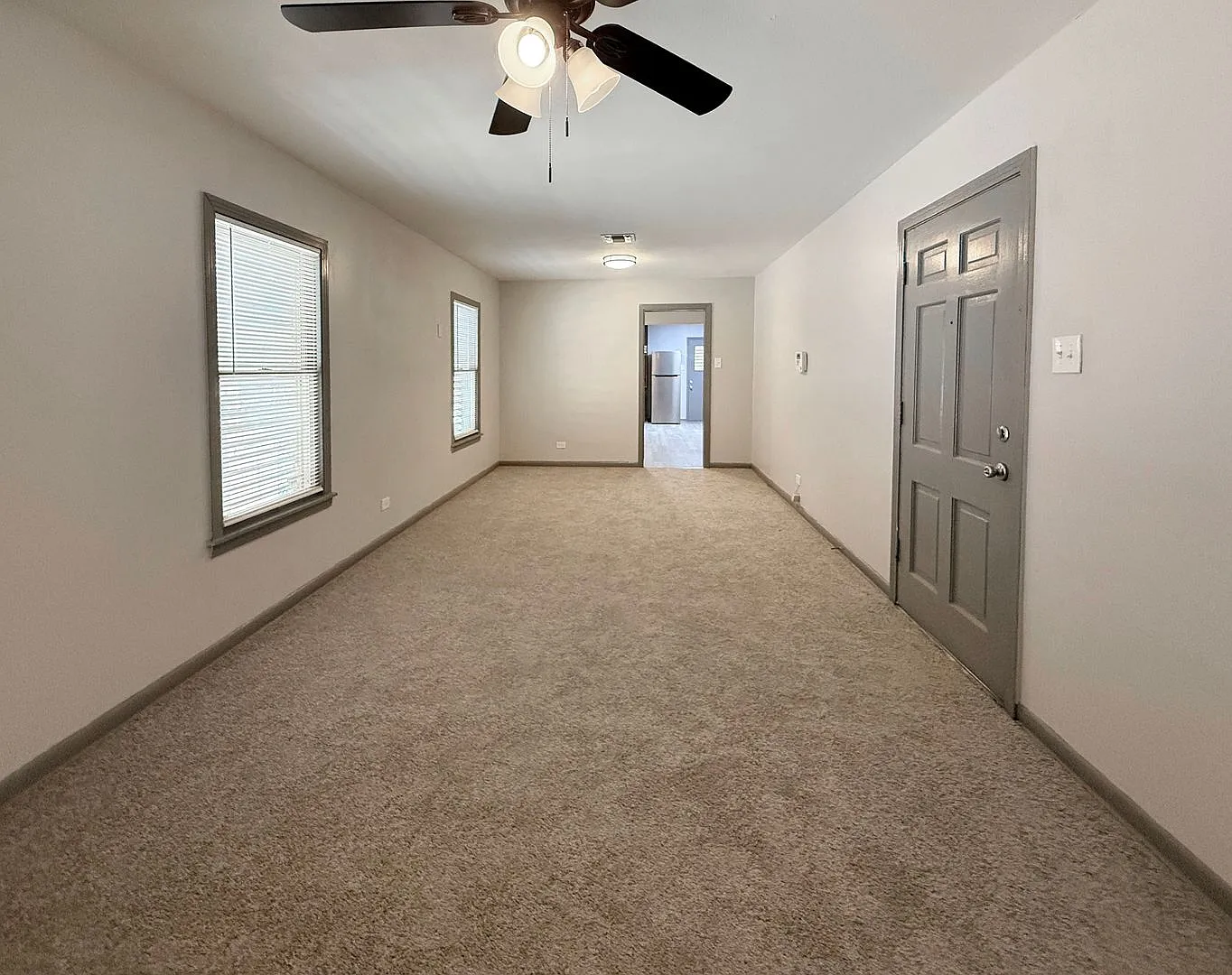 Cute 2 bedroom, 1 bath home in Hot Wells area — Photo 4