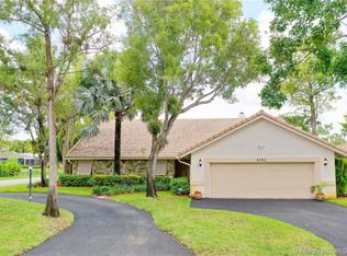 8293 NW 14th Ct, Coral Springs, FL 33071