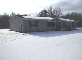 1513 Peacock Cir, Alger, MI 48610