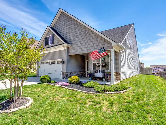 3rd image of 12142 Woodhollow Ln