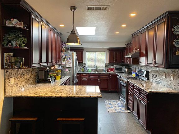 2nd image of 10776 Carver Dr