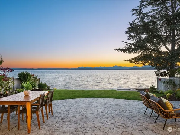 5617 Beach Drive SW, Seattle, WA 98136