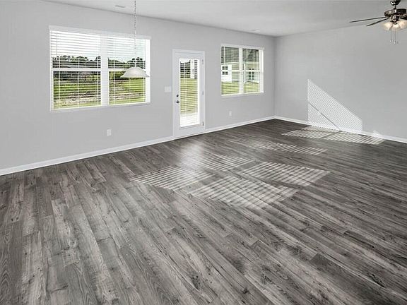 4th image of 4183 Sorensten Drive