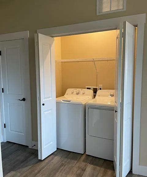 963SQFT Unit Laundry