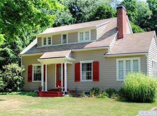 14 Prospect St, Beacon, NY 12508
