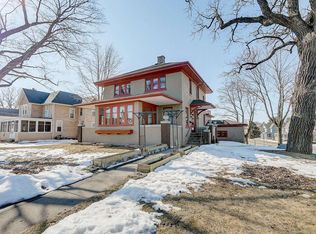 213 S Main St, Juneau, WI 53039