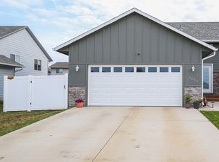 1600 E 69th St N, Sioux Falls, SD 57104