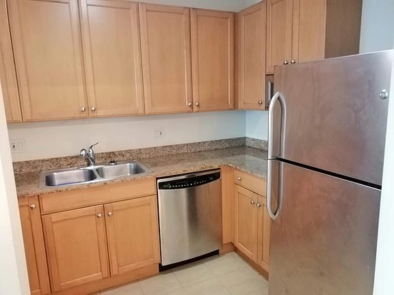 3rd image of 400 N Lasalle St #2309
