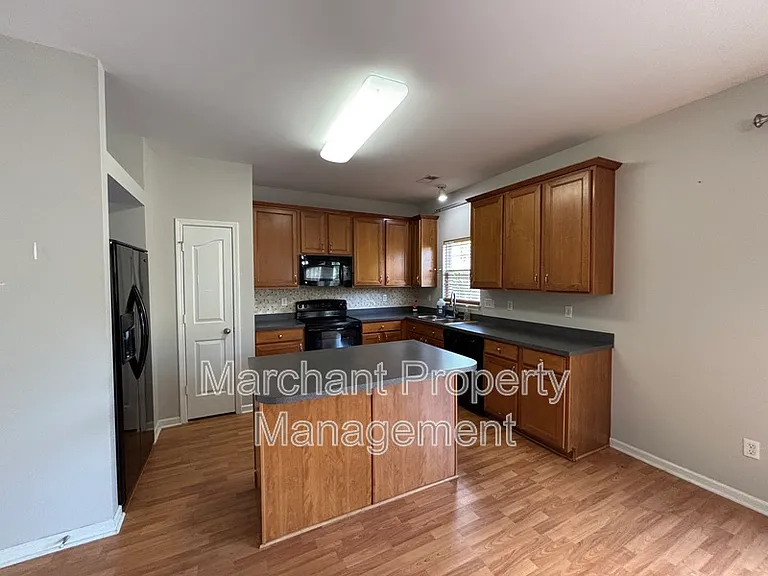 11 Joggins Dr — Photo 7