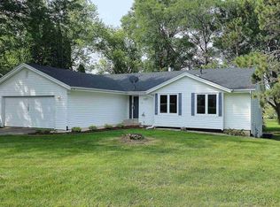 108 James Cir SE, Poplar Grove, IL 61065