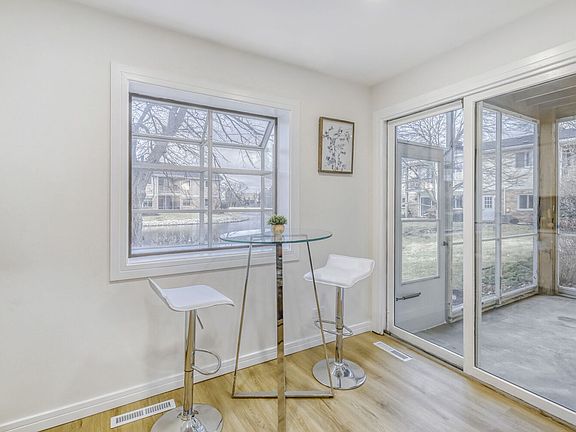 5th image of 7285 Willow Way Ln #3-B