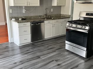 194 Concord St FLOOR 2, Lowell, MA 01852