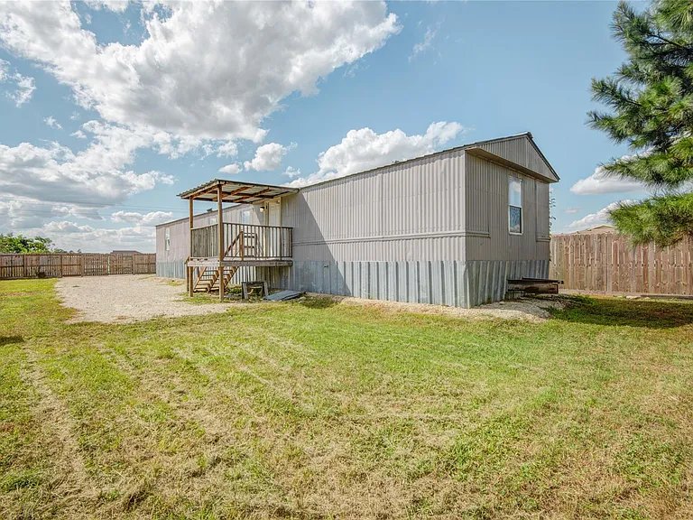 614 Road 5707 — Photo 7