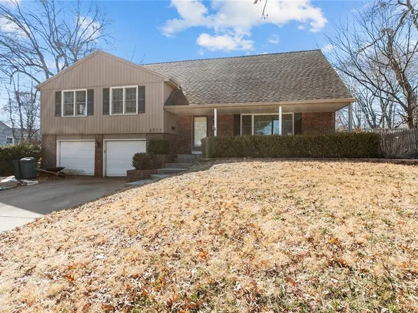 5711 W 92nd Ter, Overland Park, KS 66207