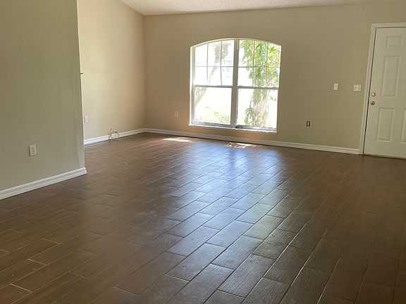 2nd image of 764 Adler Dr