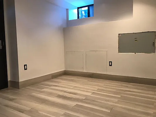 Rented by Brooklyn Group | media 18