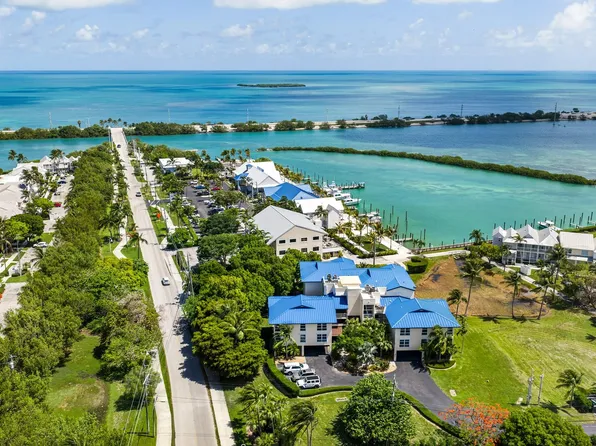 8301 Marina Villas Dr, Marathon, FL 33050
