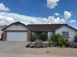 5552 W Shangri La Rd, Glendale, AZ 85304