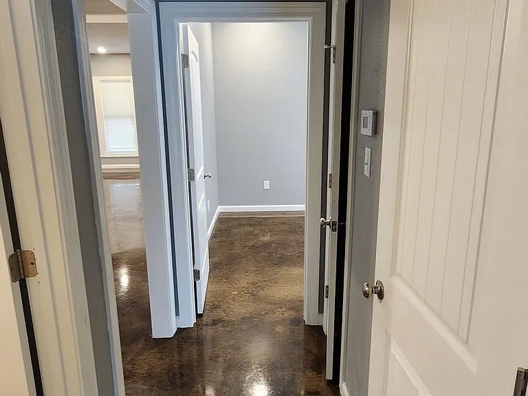 2204 Everett Dr — Photo 11