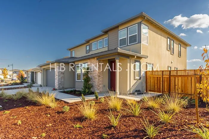 2752 Tribune St — Photo 4