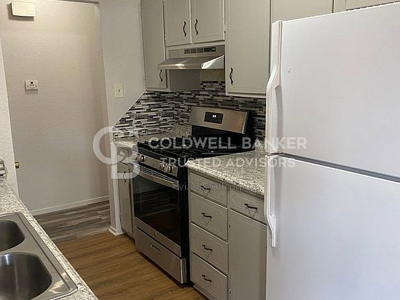 5th image of 7404 Fir Ave