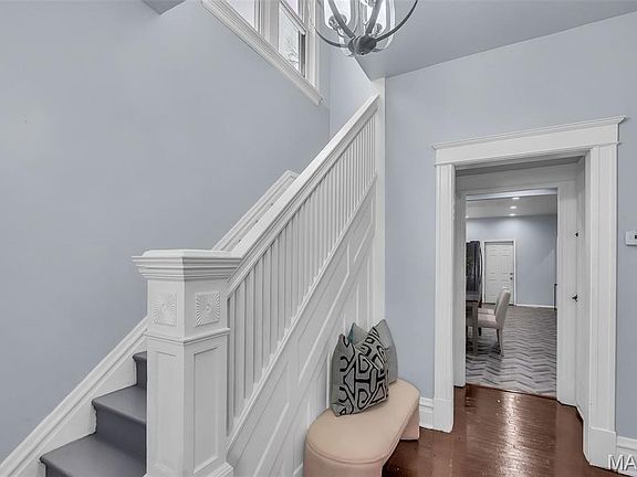 2nd image of 6522 Crest Ave