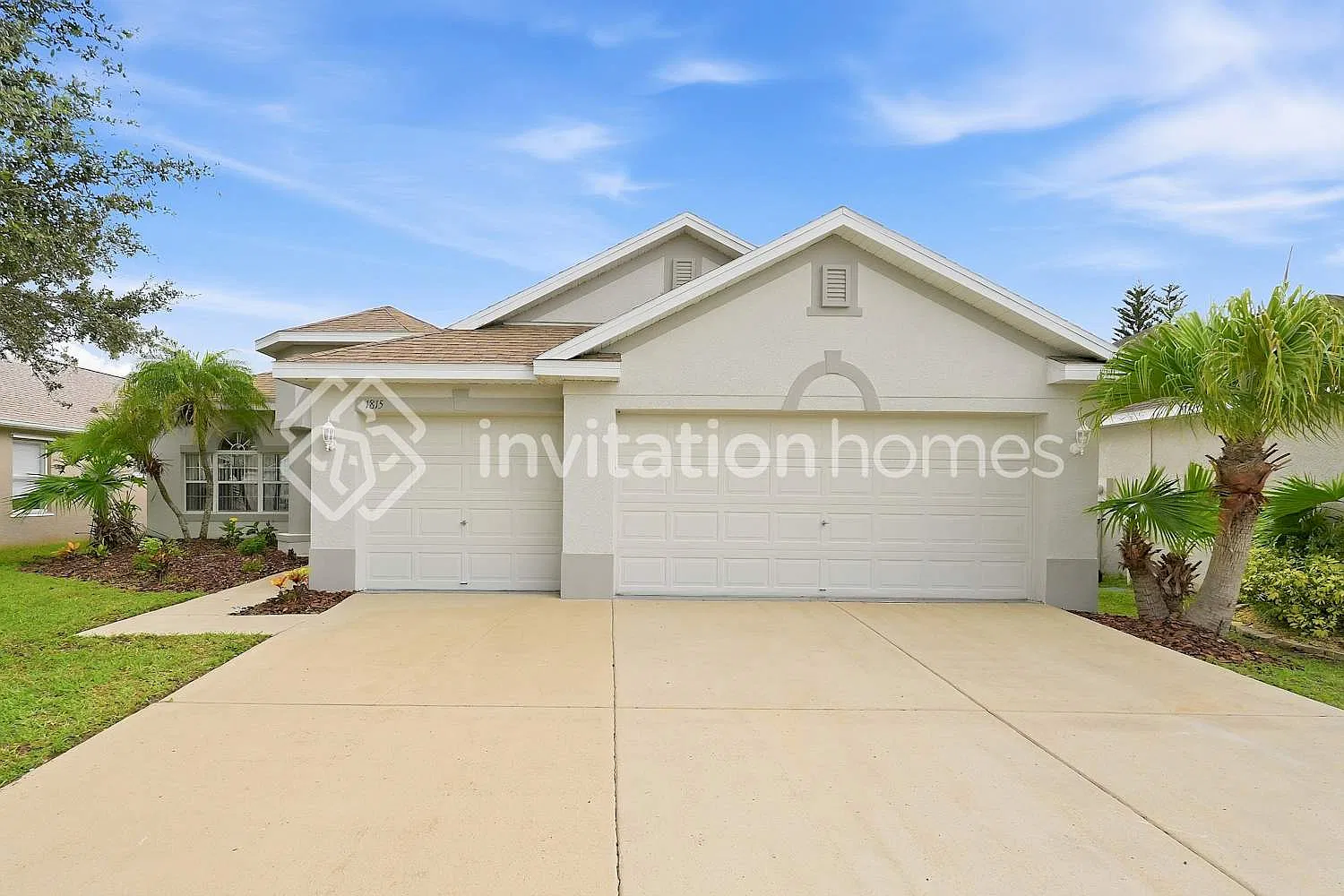 1815 Mira Lago Cir Ruskin, FL 33570 — Photo 1